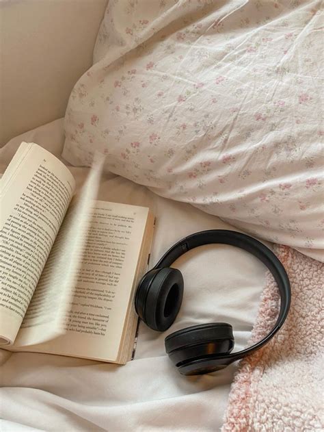 Pin by Amaliya on Книжки in 2023 | Book aesthetic, Book worms, Book ...