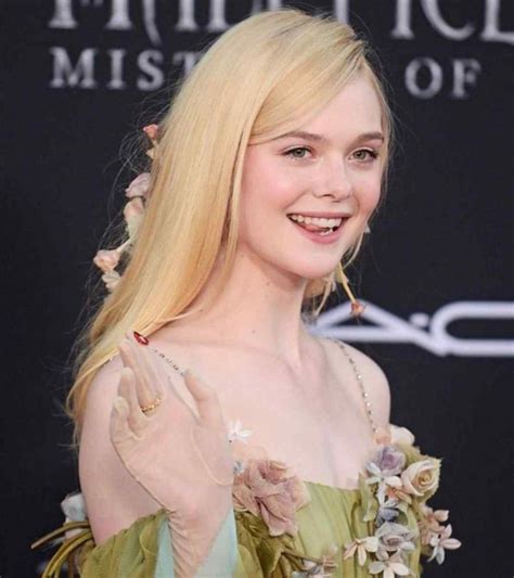 Elle Fanning Net Worth 2023 - Income, Salary, Career, Bio