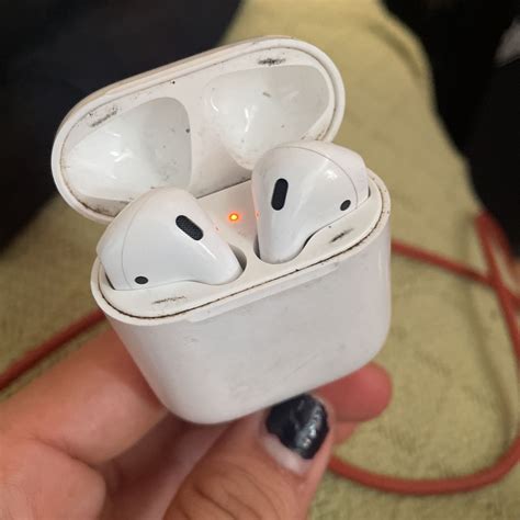 airpods 1st gen for Sale in Los Angeles, CA - OfferUp