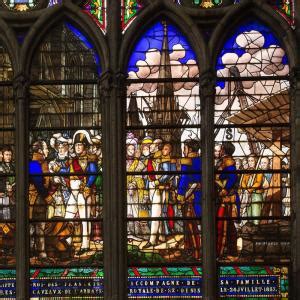 Visit: the history of stained-glass windows in the St-Denis Basilica