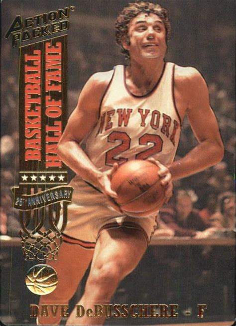 Dave DeBusschere basketball card (New York Knicks, Hall of Famer) 1993 Action Packed Greats #36