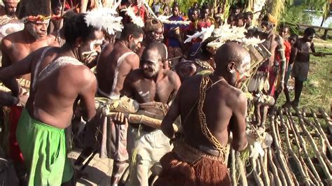 Asmat Ceremonies - Papua - YouTube