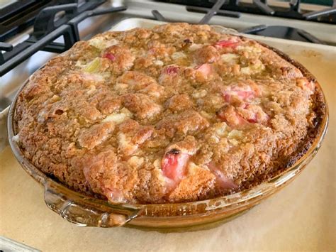 Old-Fashioned Rhubarb Pie Recipe