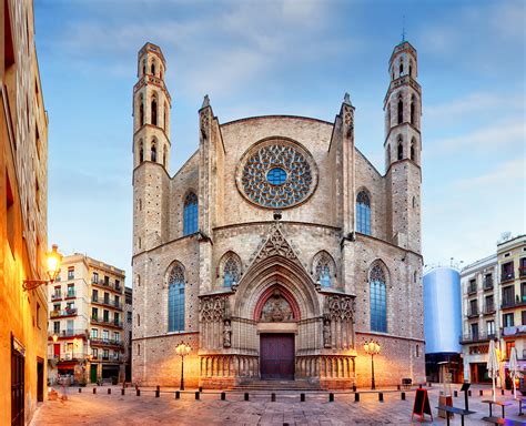 Basilica de Santa Maria del Mar - Barcelona - Arrivalguides.com