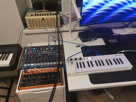 Rocking my first synth setup. Behringer Crave, Arturia Keystep and ...