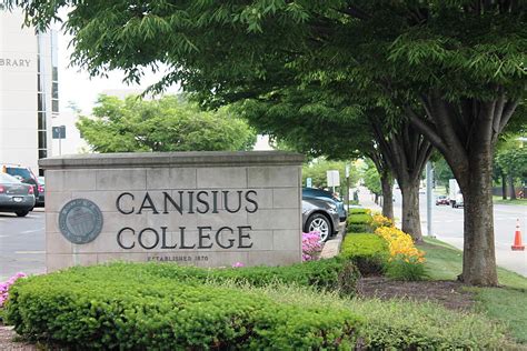 Photo Tour of Canisius College Campus