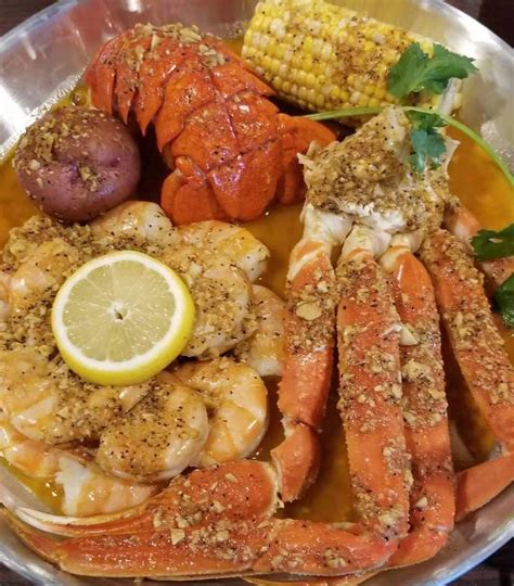 Jumi Link: Northeast Ohio’s first Red Crab Juicy Seafood coming to Brooklyn’s Ridge Park Square ...