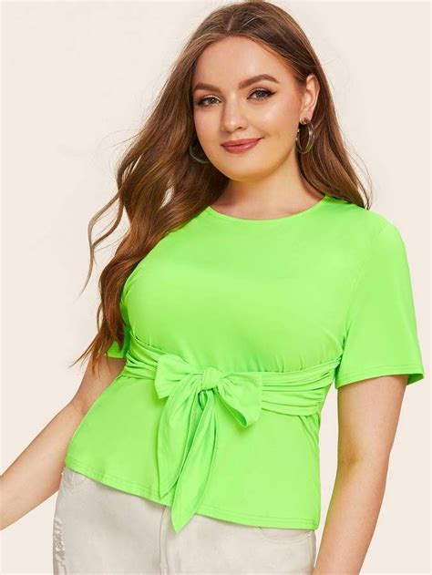 SHEIN Plus Neon Green Tie Front Tee | Plus size winter outfits, Plus size fall fashion, Plus ...