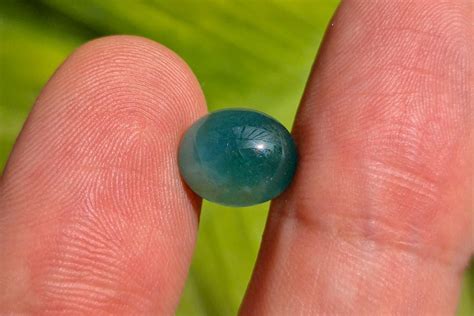 Natural grandidierite 4.04 ct - Oval cabochon - greenish Blue - video