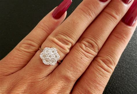 18ct White Gold and Diamond Flower Cluster Engagement Ring | Etsy New Zealand
