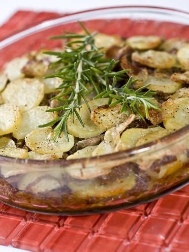 Gâteau de pommes de terre au confit de canard | Recipe | Cooking, Green beans, Food