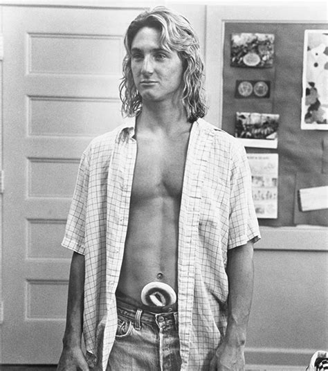 Sean Penn in Fast Times at Ridgemont High (1982) : r/OldSchoolCool