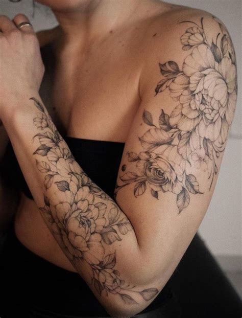 Floral Back Tattoos, Tattoos For Women Flowers, Tattoos For Women Half Sleeve, Floral Tattoo ...
