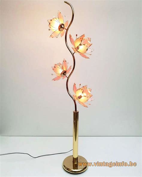 Floral Floor Lamp | vlr.eng.br