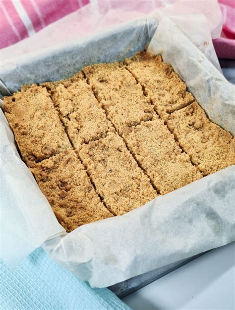 Grasmere Gingerbread Recipe - Daisy Cake Company