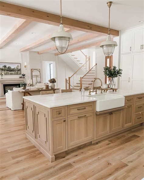 Modern Farmhouse Kitchen Island – Things In The Kitchen