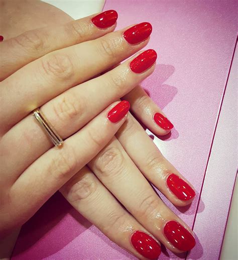 Design Red Gucci Nails / Bee nails gucci nails clean nails super nails nail art stickers press ...