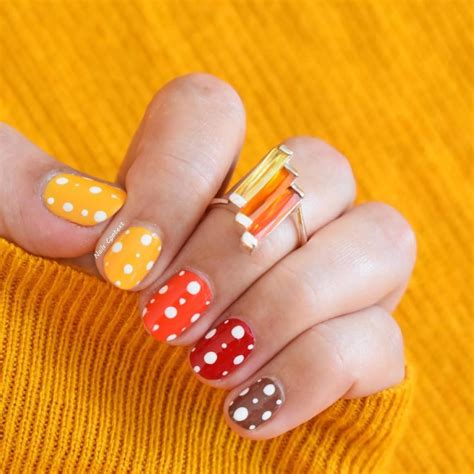 35 Adorable Thanksgiving Nails Ideas