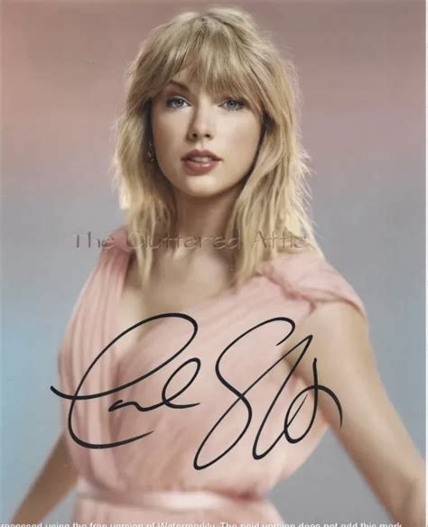 SINGER / SONGWRITER TAYLOR SWIFT . Hand signed 8 X 10 photo w COA. Photo J EUR 184,91 - PicClick FR