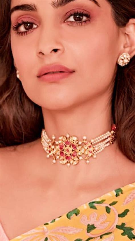 Pin by Shilpa Chheda on Jewels | Choker necklace designs, Jewelry design necklace, Gold jewelry ...