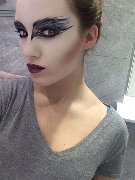 Black Swan Make Up | DE Make Up