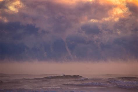 'Mini tornadoes': The difference between steam, snow, and dust devils