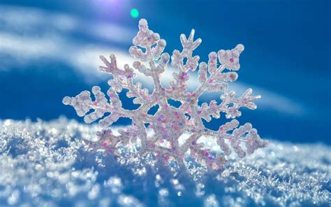 Snowflake Wallpapers - Wallpaper Cave