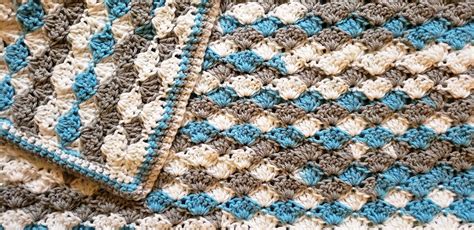 Solid Shell Stitch Baby Blanket | AllFreeCrochetAfghanPatterns.com