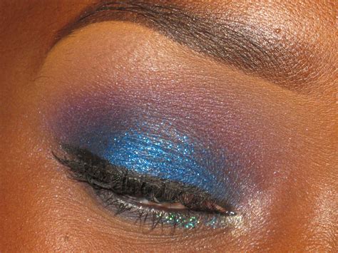 NESHA BLOGS ABOUT BEAUTY AND MORE: Blueberry Burst Makeup tutorial