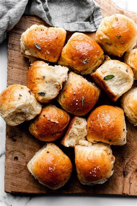 How to Make Sage Brown Butter Dinner Rolls | Red Star® Yeast