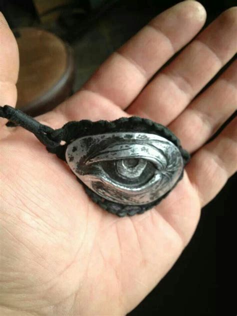 Eye patch | Eyepatch, Fantasy fashion, Fantasy clothing