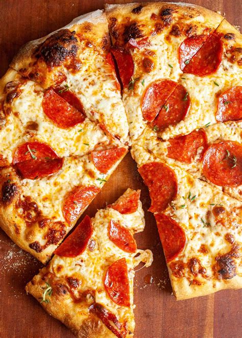 This Homemade Pepperoni Pizza Is Better Than Your Average Delivery ...