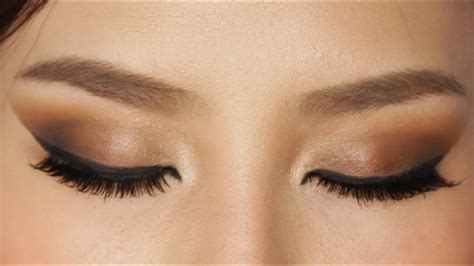 Makeup Ideas For Brown Eyes - Wavy Haircut