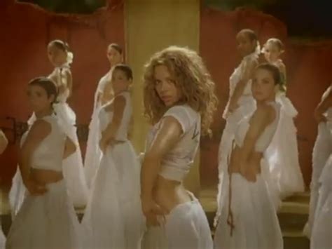 Hips Don't Lie [Music Video] - Shakira Image (28516227) - Fanpop