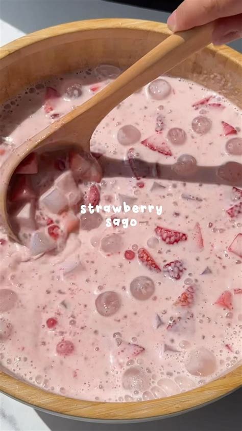 Let’s make Strawberry Sago! 🍓🥰 This is the perfect summer dessert to ...