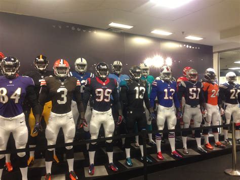 Nfl Store London Neal Street | RLDM