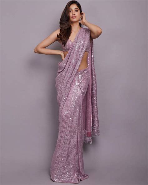 Fashionable And Trendy Cocktail Sarees To Take Inspiration From