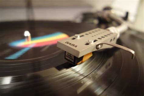 The 7 Best Vintage Turntables Under $500 That Are Still Great