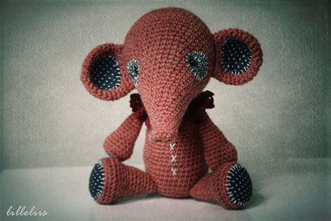 Elma the Elephant - amigurumi | Crochet toys, Handmade toys, Elephant toy