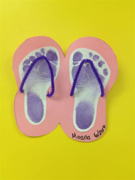 Summer Infant Art Flip Flops
