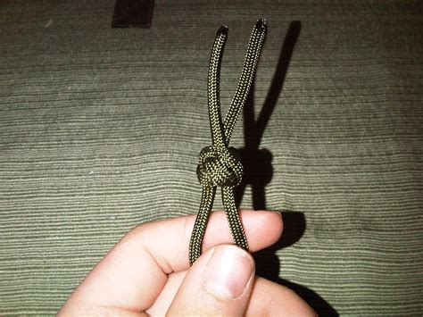 How to Tie the Lanyard Knot : 6 Steps (with Pictures) - Instructables