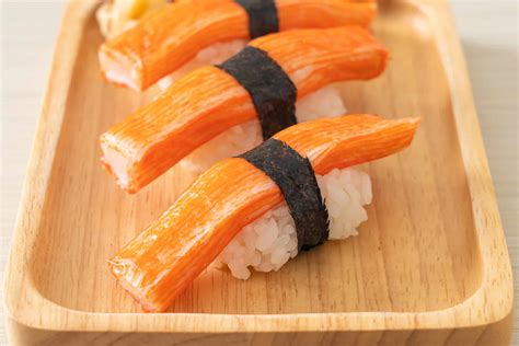 What Is Kani in Sushi? Tempura, Rolls, Salad, and More - Cuisine Seeker