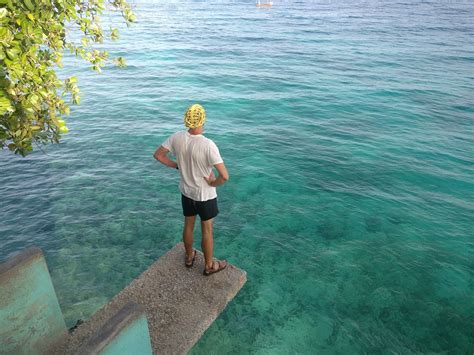 Best Cliff Jumping Spot in Siquijor - Nomad Joseph