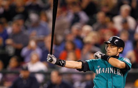 Ichiro Suzuki’s Streak of Consecutive 200-Hit Seasons Nears End - The New York Times