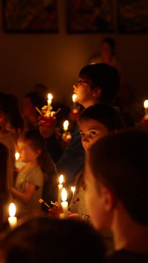 Christingle service 2017 – Ian White's web site