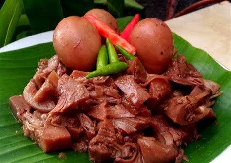 11+ Gambar Makanan Khas Gudeg PNG - Harga Menu Delivery Lengkap