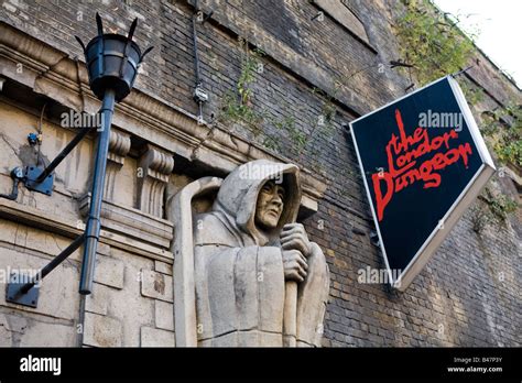 The london dungeon hi-res stock photography and images - Alamy