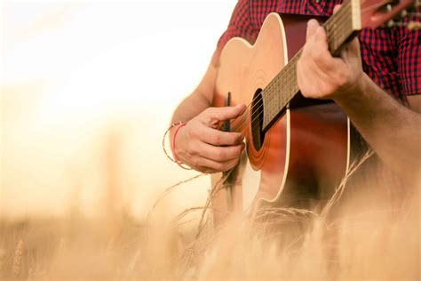 Top 8 Best Guitars for Country Music - Instrumental Global