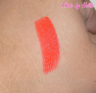 Random Beauty by Hollie: MAC Amplified Creme Lipstick in Morange
