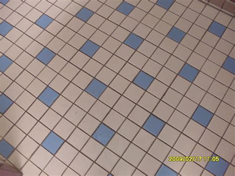 Many many angles | These are bathroom tiles. There are lots … | Flickr